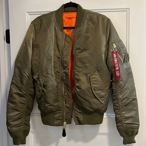 Alpha Industries M-A1 Slim Fit Flight Jacket in Army Green